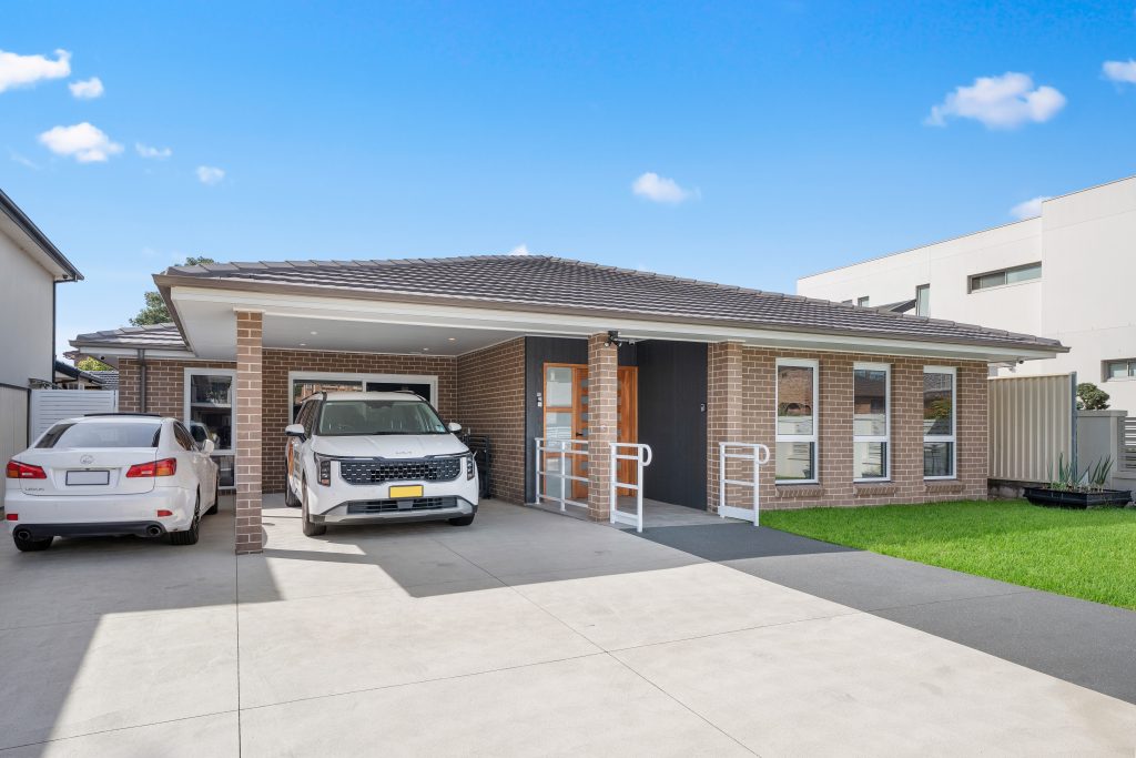 AAH-PropertyPhotos-1-1024x683.jpg__PID:f128f842-4146-4d15-81fe-6b0334a2a585